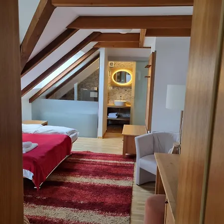 Art Kristal Hotel Bohinj