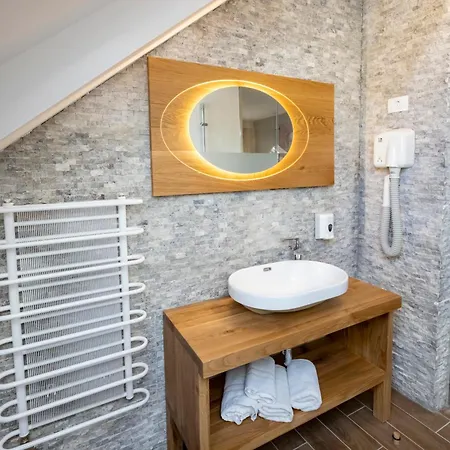 Art Kristal Hotel 4*